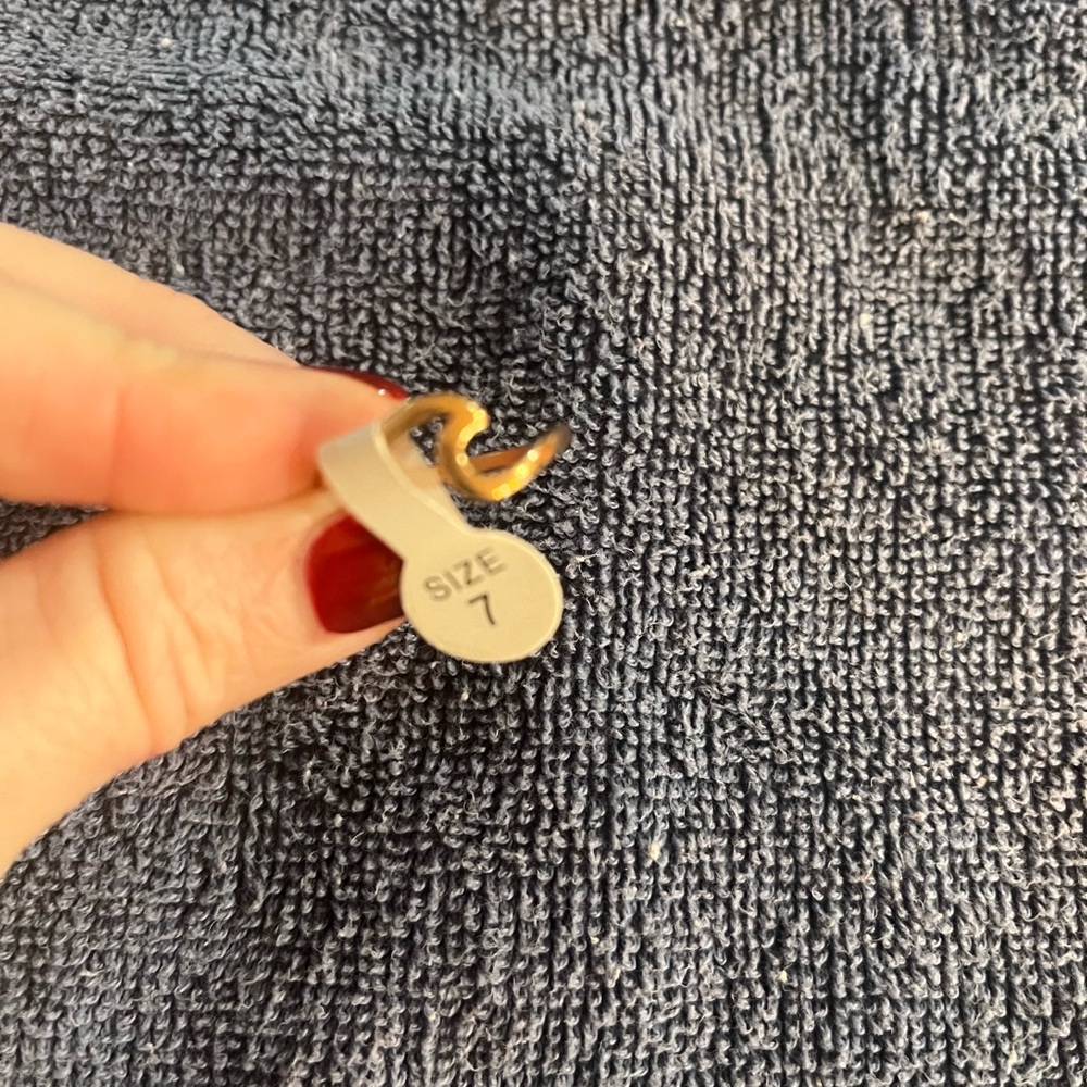 New with tags! Rose gold wave ring size 7